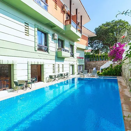 فندق مبيت وإفطار Kabasakal Çeşme