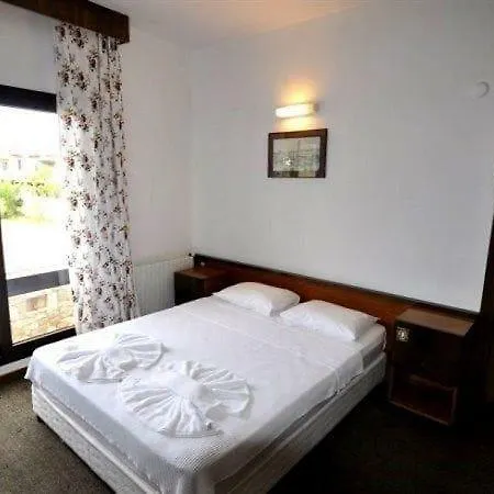 فندق مبيت وإفطار Kabasakal 2*