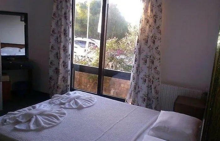 Alojamento de Acomodação e Pequeno-almoço Kabasakal 2*